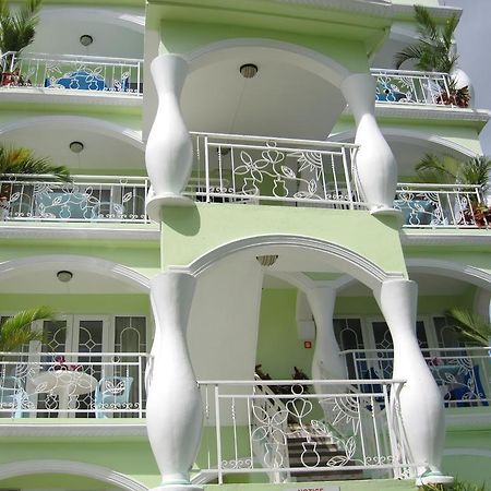 Villa Kissen Trou-aux-Biches Exteriér fotografie